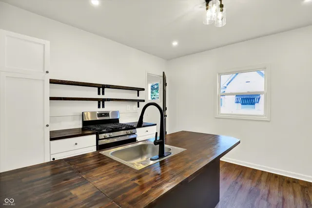 $2,500 | 6543 Ferguson Street, Indianapolis, IN 46220