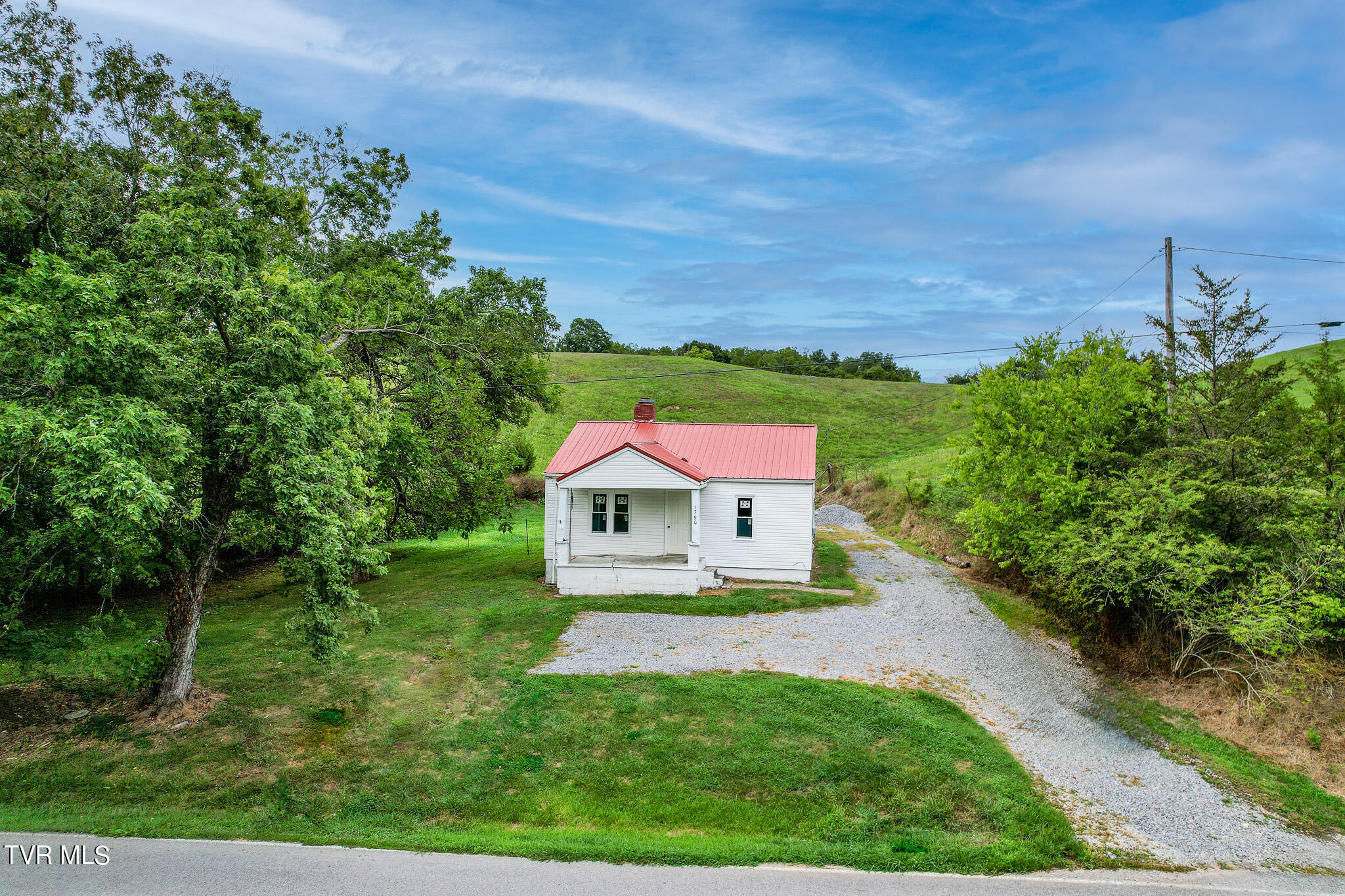 1790 Ottway Road Greeneville, TN 37745 - Photo 1 of 24 DJI_0788-Edit