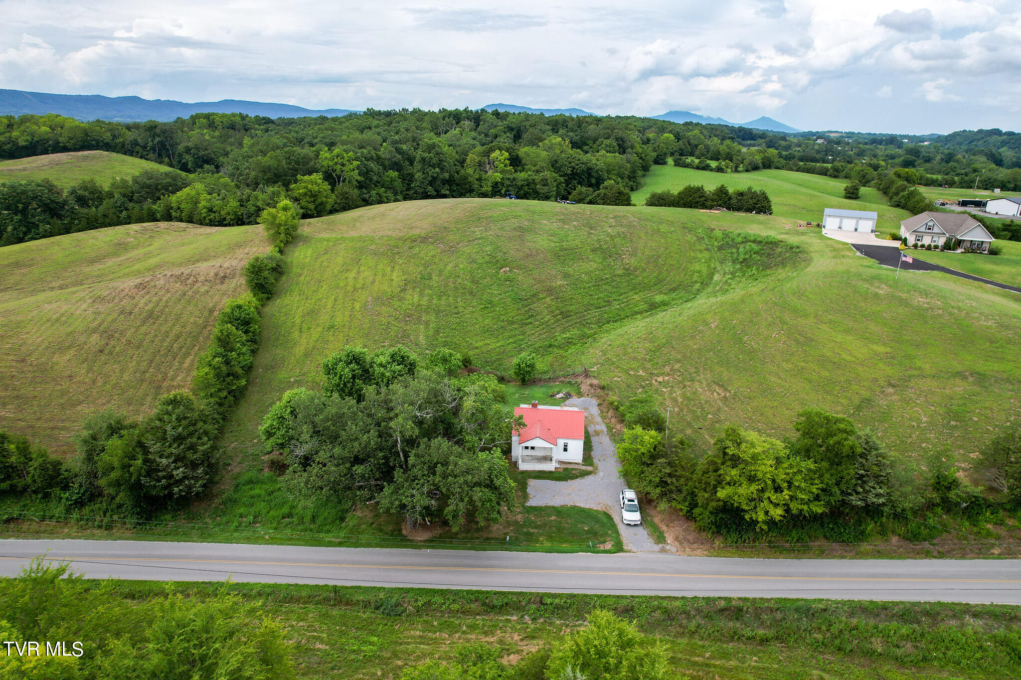 1790 Ottway Road Greeneville, TN 37745 - Photo 4 of 24 DJI_0792