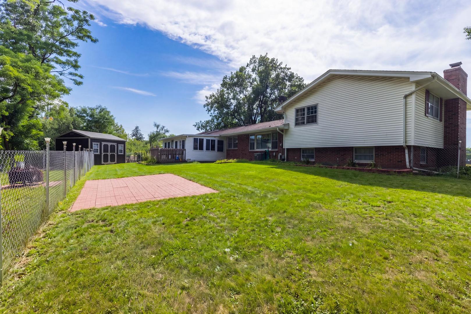 203 Wood Road Rockford, IL 61107 - Photo 39 of 46 Gallery Image 39