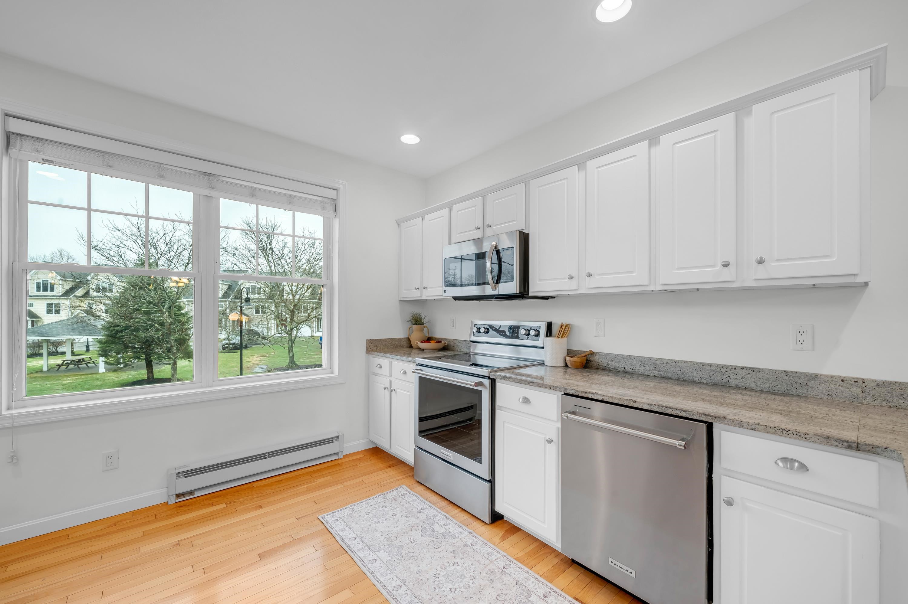 131 Court Street, Unit 17 Exeter, NH 03833 - Photo 15 of 41