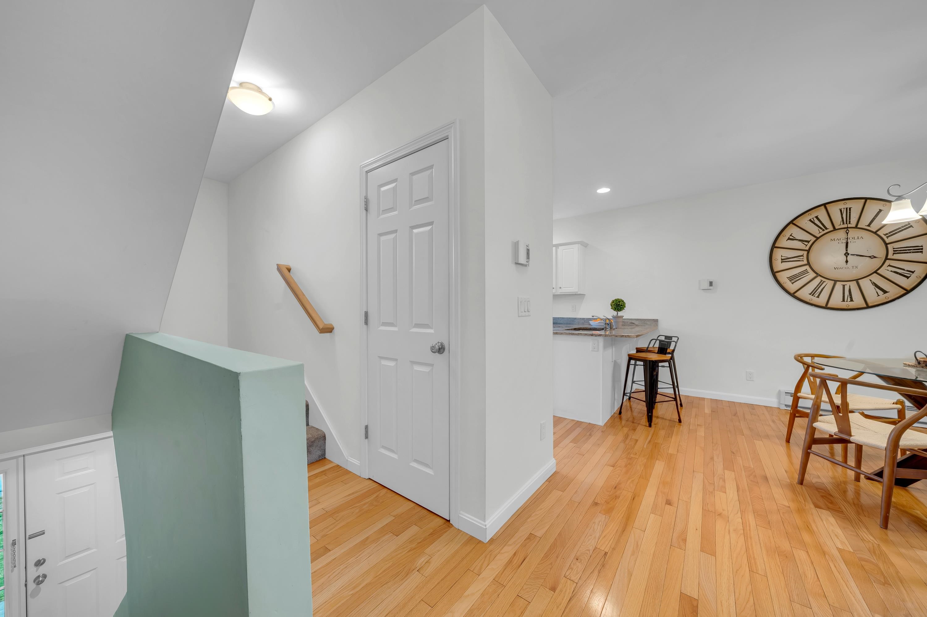 131 Court Street, Unit 17 Exeter, NH 03833 - Photo 10 of 41