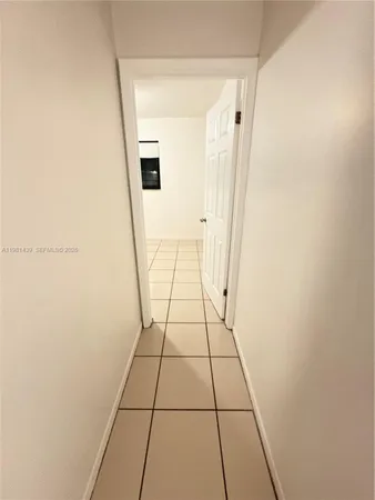 $2,000 | 5 Olive Drive, Unit 24, Hialeah, FL 33010