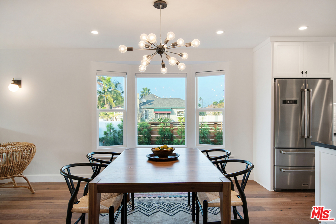 3650 Buckingham Road Los Angeles, CA 90016 - Photo 4 of 27
