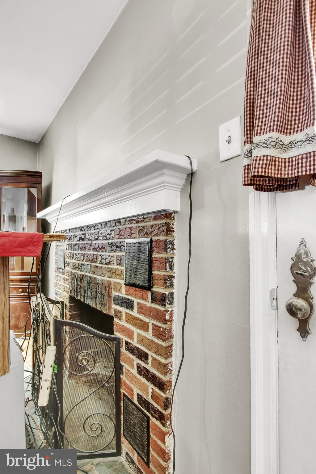 1640 Loucks Road York, PA 17408 - Photo 6 of 25 Gallery Image 6