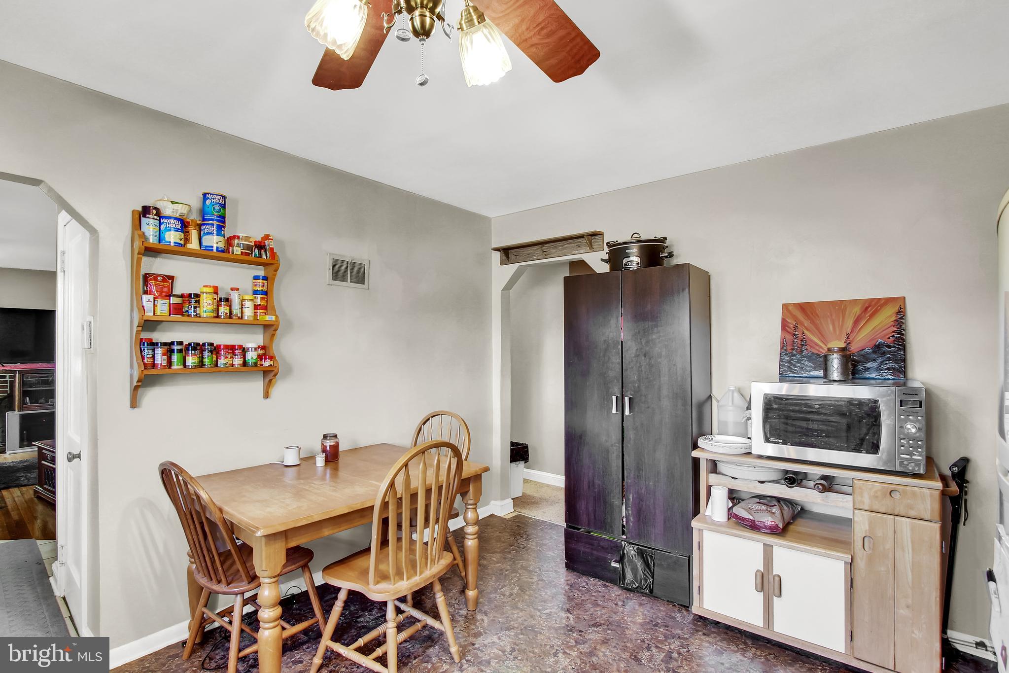 1640 Loucks Road York, PA 17408 - Photo 9 of 25 Gallery Image 9
