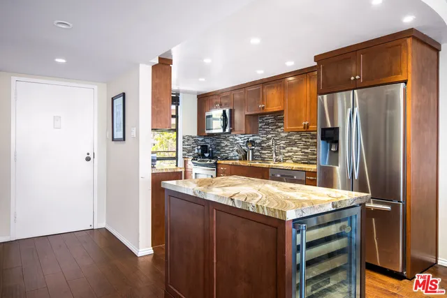 $5,200 | 4316 Marina City Drive, Unit 229, Marina del Rey, CA 90292