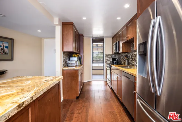 $5,200 | 4316 Marina City Drive, Unit 229, Marina del Rey, CA 90292