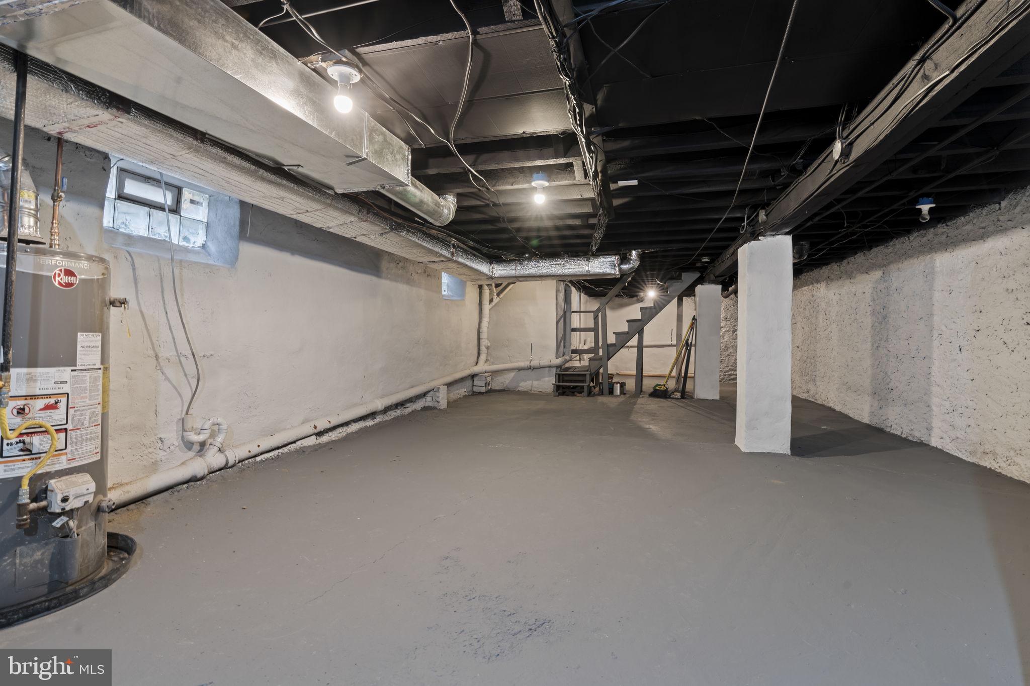 147 Harvey Street Philadelphia, PA 19144 - Photo 32 of 37