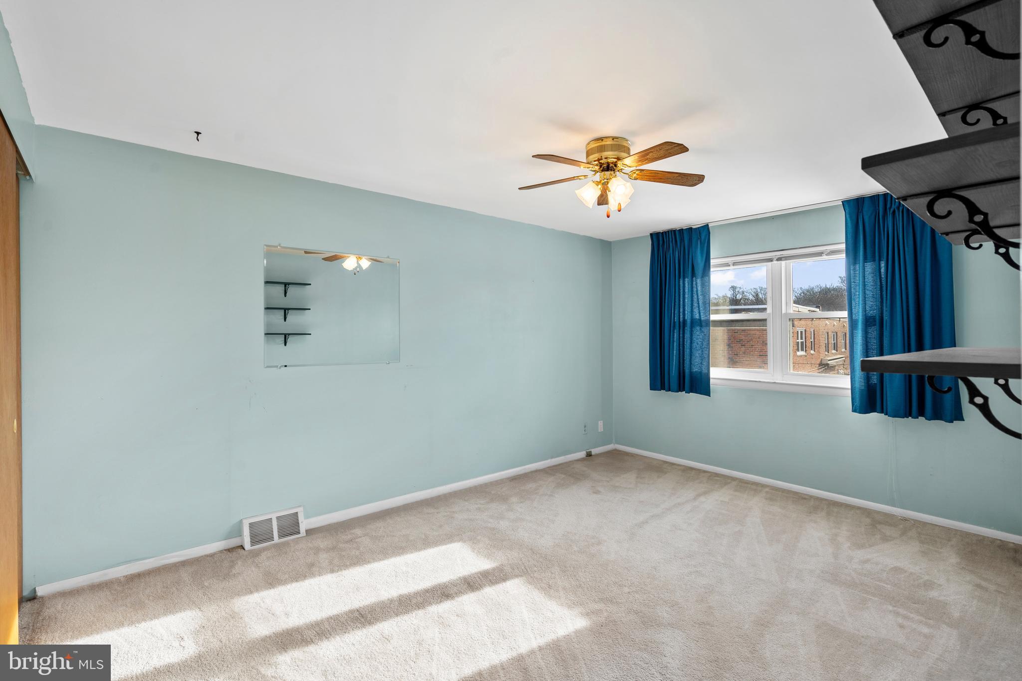 12507 Calpine Road Philadelphia, PA 19154 - Photo 15 of 28