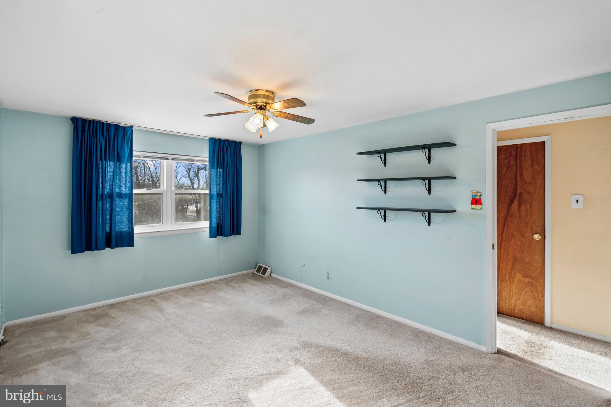 12507 Calpine Road Philadelphia, PA 19154 - Photo 16 of 28