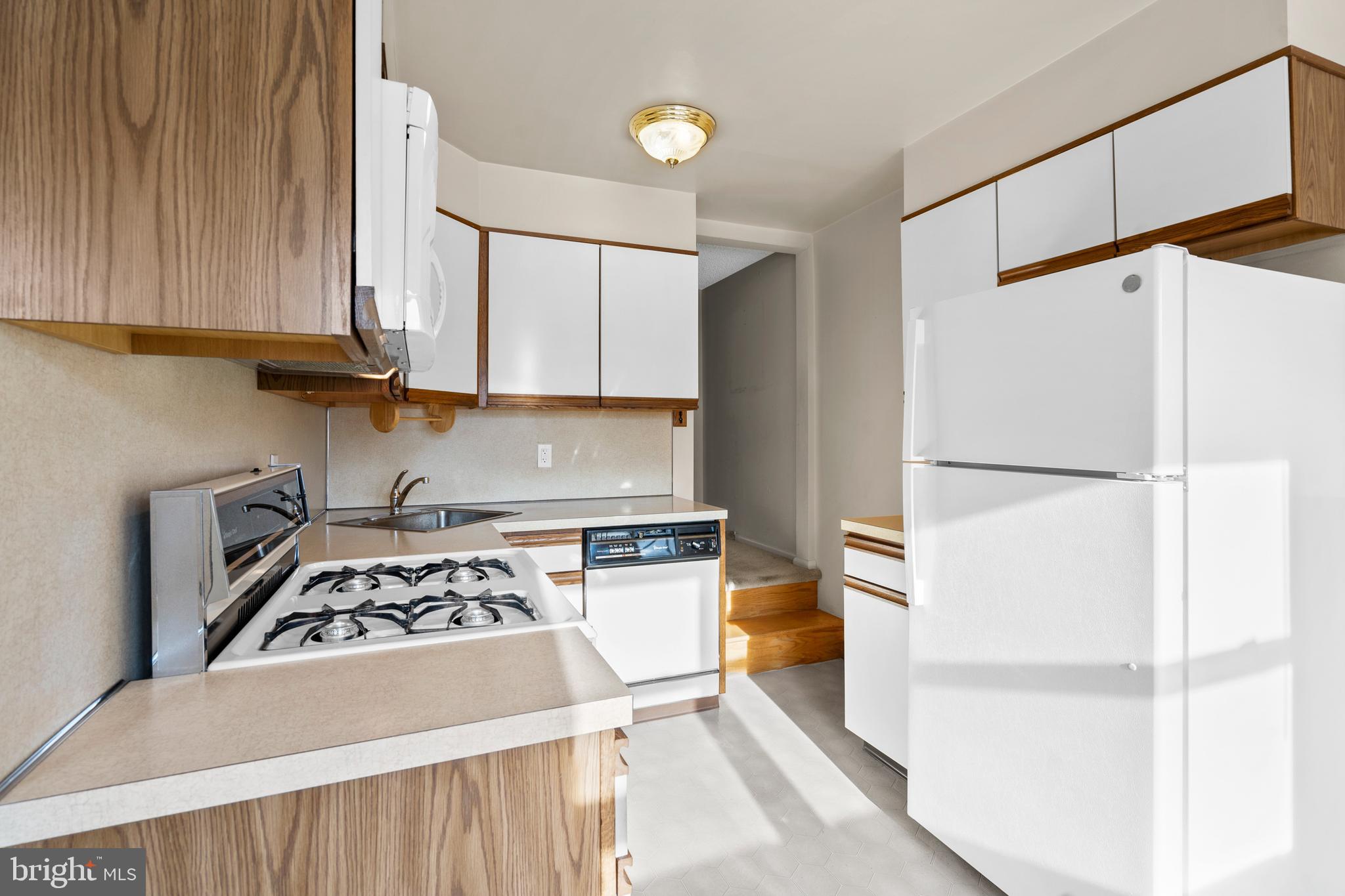 12507 Calpine Road Philadelphia, PA 19154 - Photo 8 of 28