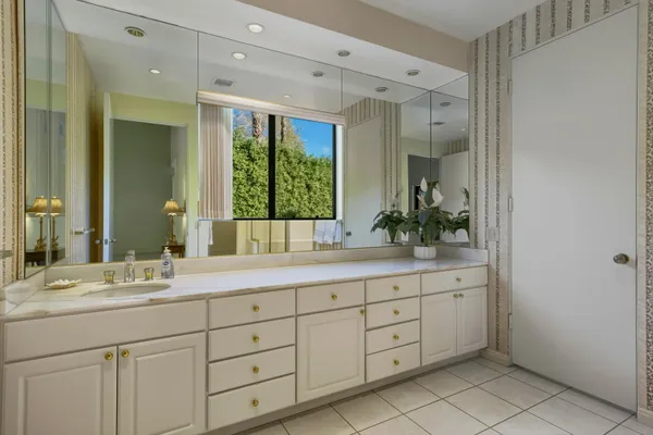 $2,195,000 | 71170 West Thunderbird Terrace, Rancho Mirage, CA 92270