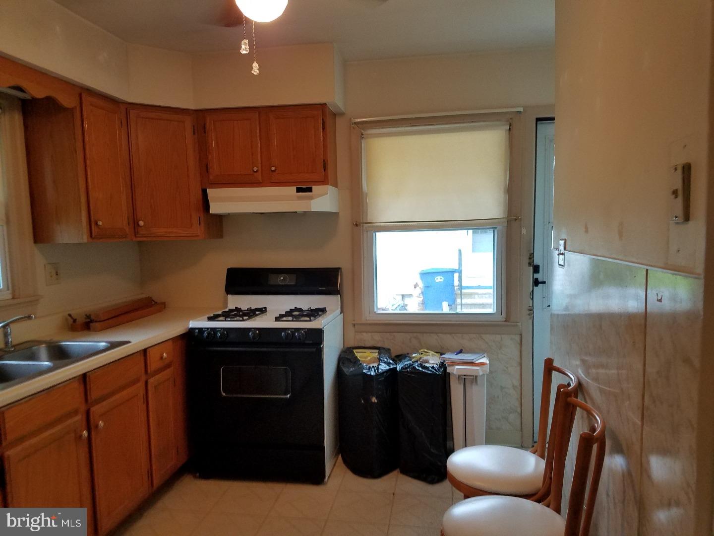 103 Shelmore Road Mount Holly, NJ 08060 - Photo 12 of 25