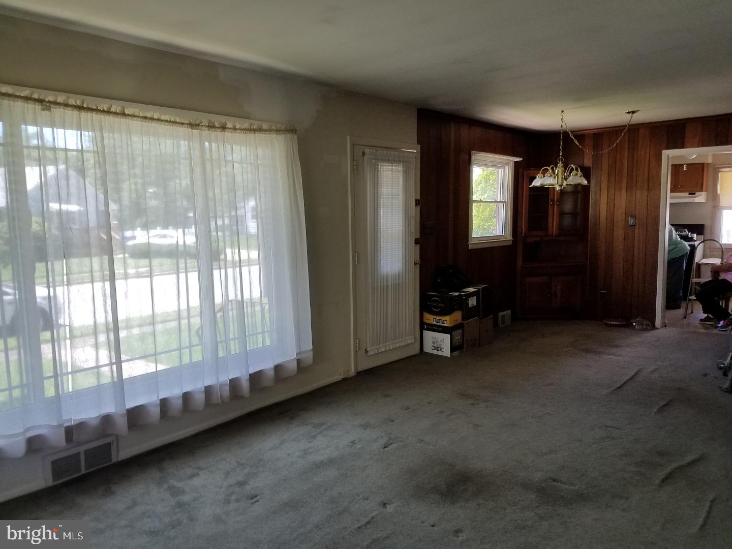 103 Shelmore Road Mount Holly, NJ 08060 - Photo 3 of 25