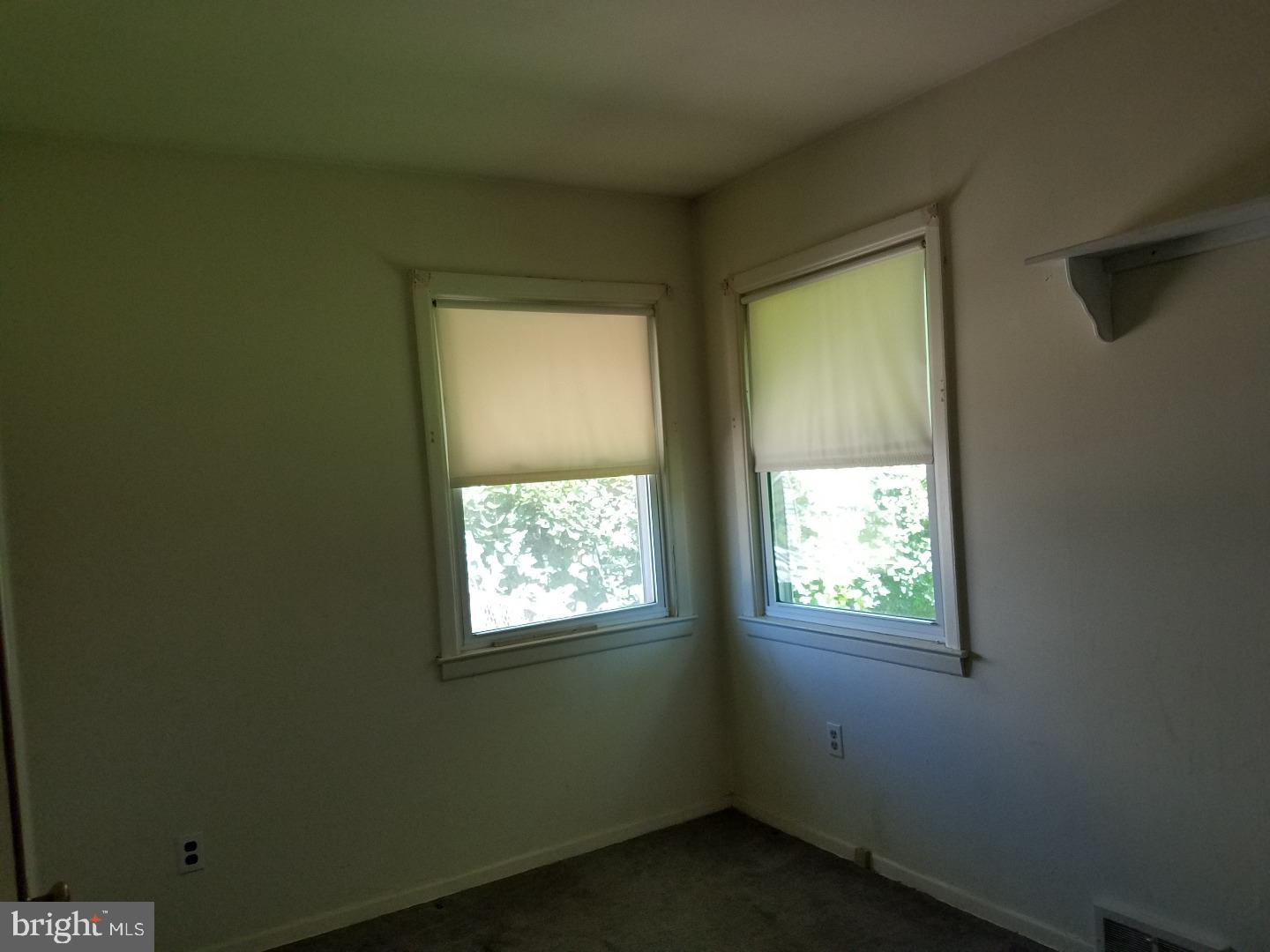 103 Shelmore Road Mount Holly, NJ 08060 - Photo 8 of 25