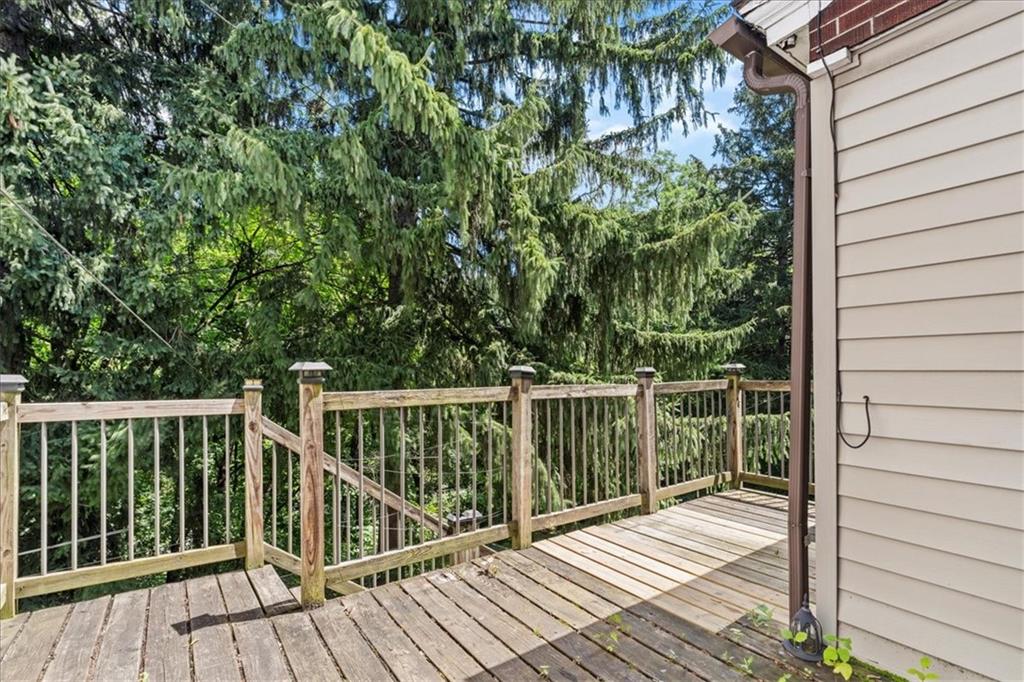 503 Marie Avenue Pittsburgh, PA 15202 - Photo 29 of 31 a view of balcony with wooden floor