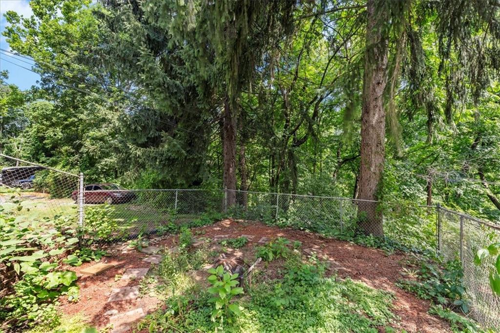 503 Marie Avenue Pittsburgh, PA 15202 - Photo 31 of 31 a view of a backyard