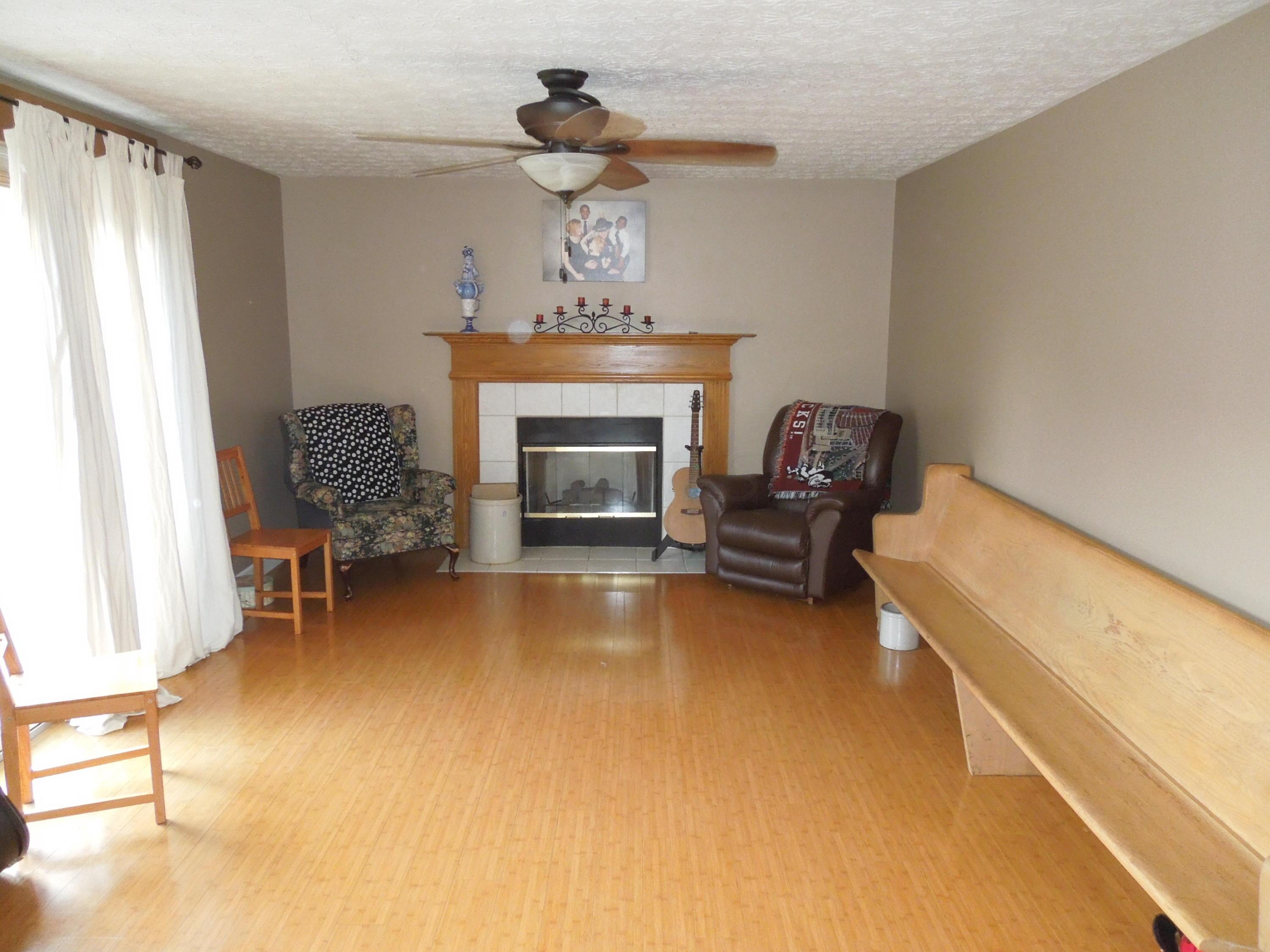 261 Rainswept Drive Galloway, OH 43119 - Photo 2 of 25