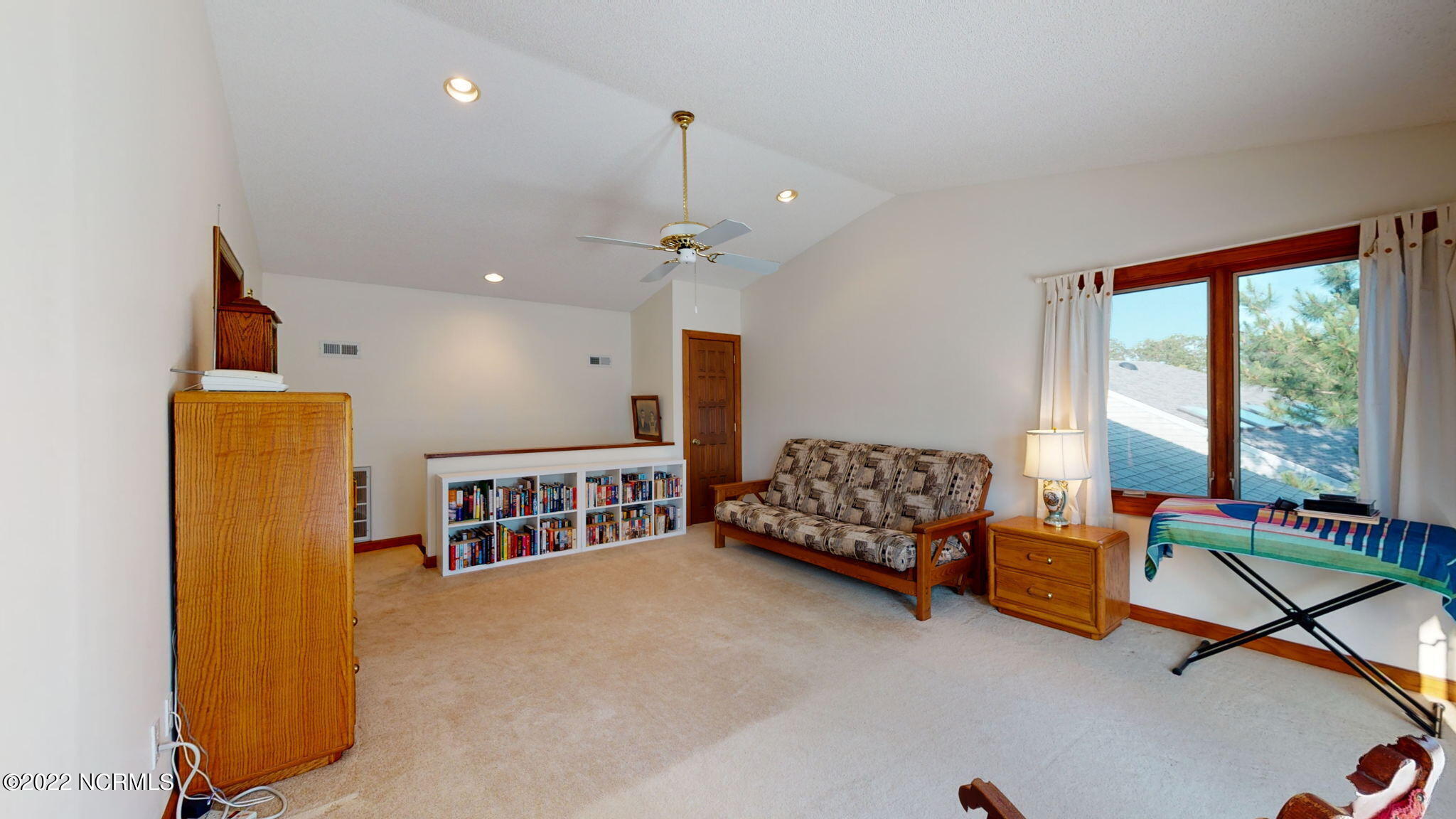 5014 Bucco Reef Road New Bern, NC 28560 - Photo 27 of 64 Upstairs Guest Room