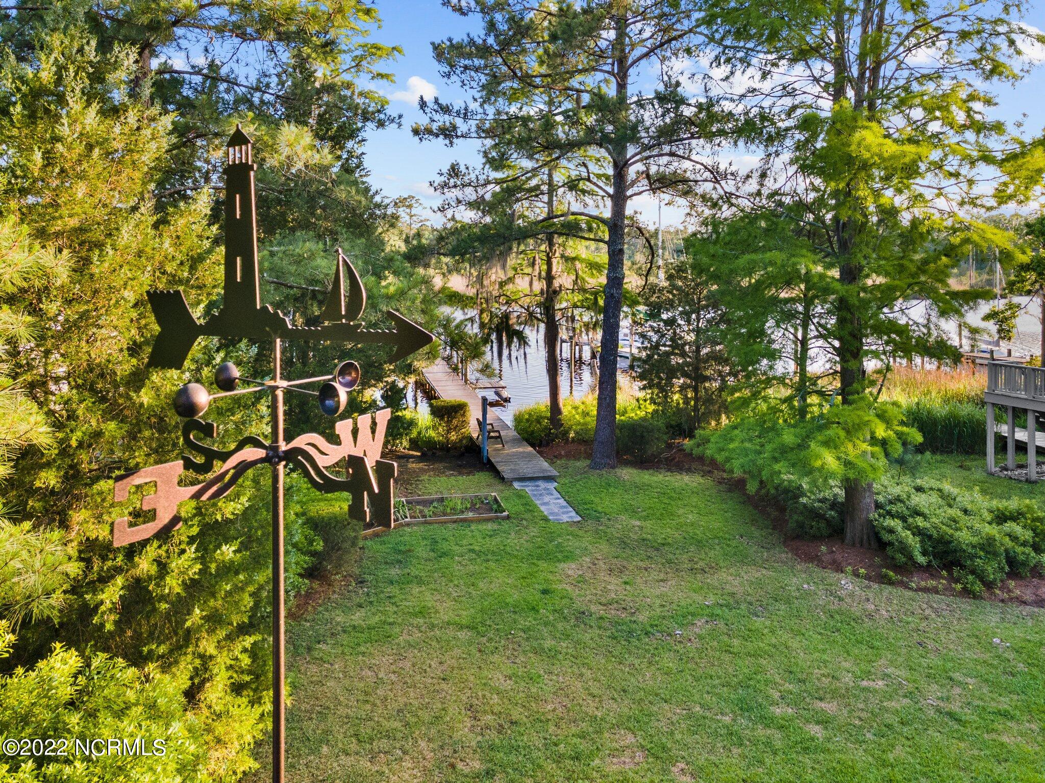 5014 Bucco Reef Road New Bern, NC 28560 - Photo 36 of 64 Backyard