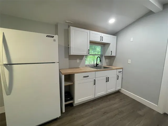 $1,000 | 2113 River Road, Unit A, San Marcos, TX 78666