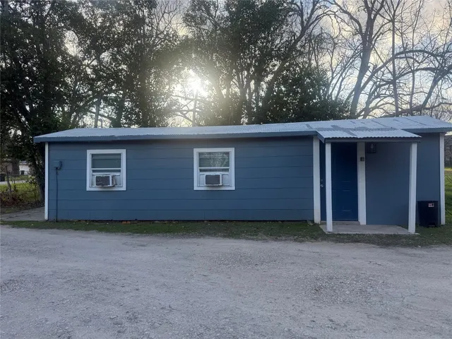 $1,000 | 2113 River Road, Unit A, San Marcos, TX 78666