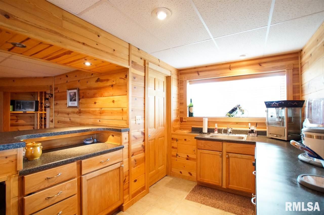 709 Simon Street Washington, IL 61571 - Photo 18 of 36 Gallery Image 18