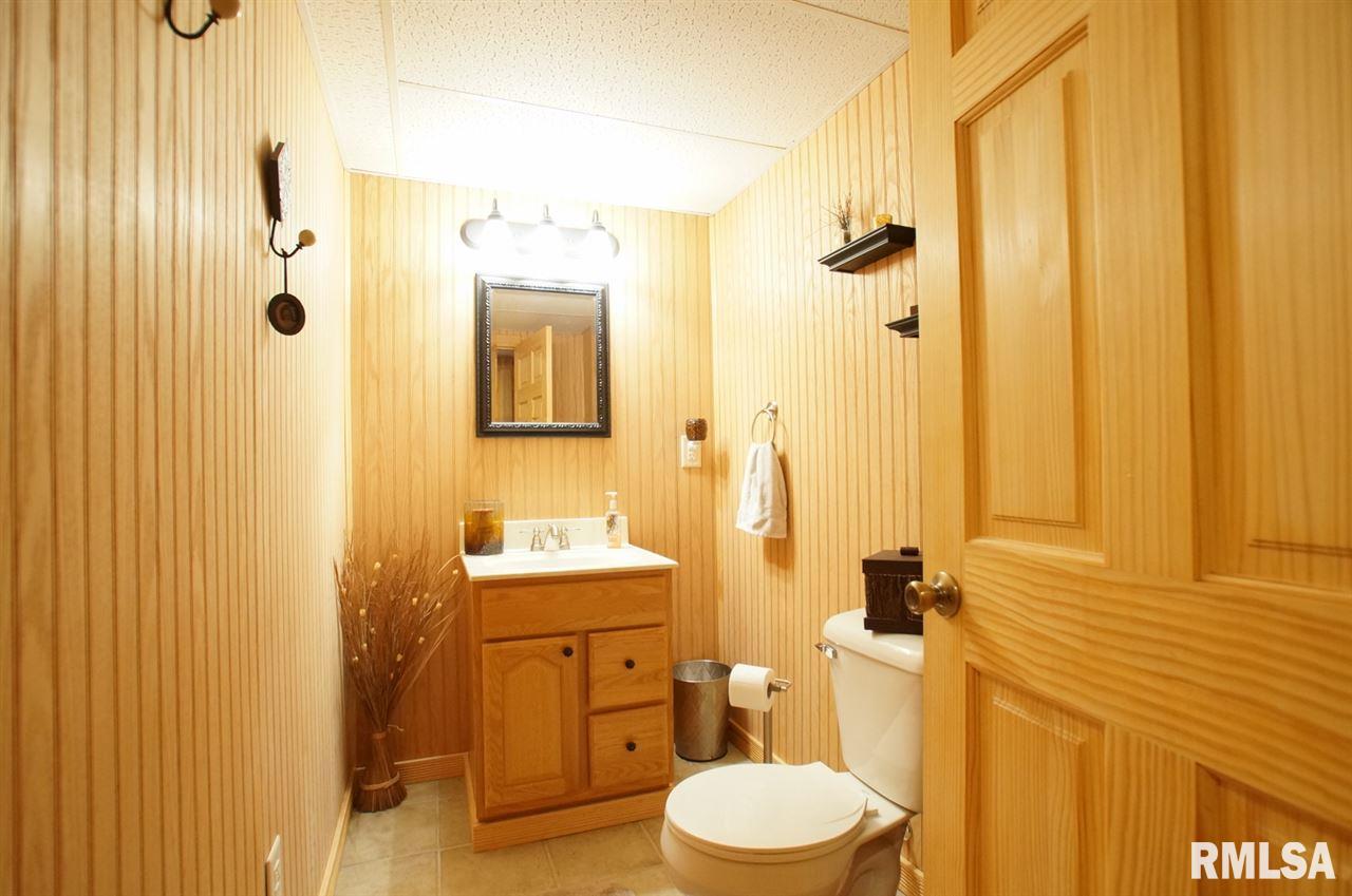 709 Simon Street Washington, IL 61571 - Photo 22 of 36 Gallery Image 22