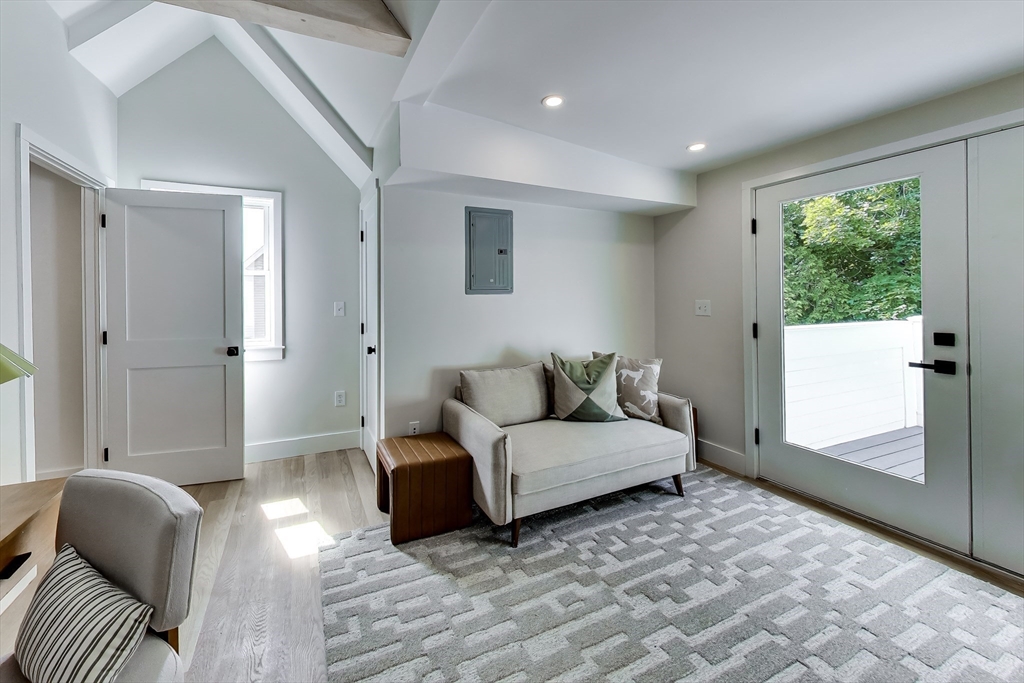52 Middlesex Street, Unit 52 Winchester, MA 01890 - Photo 17 of 41