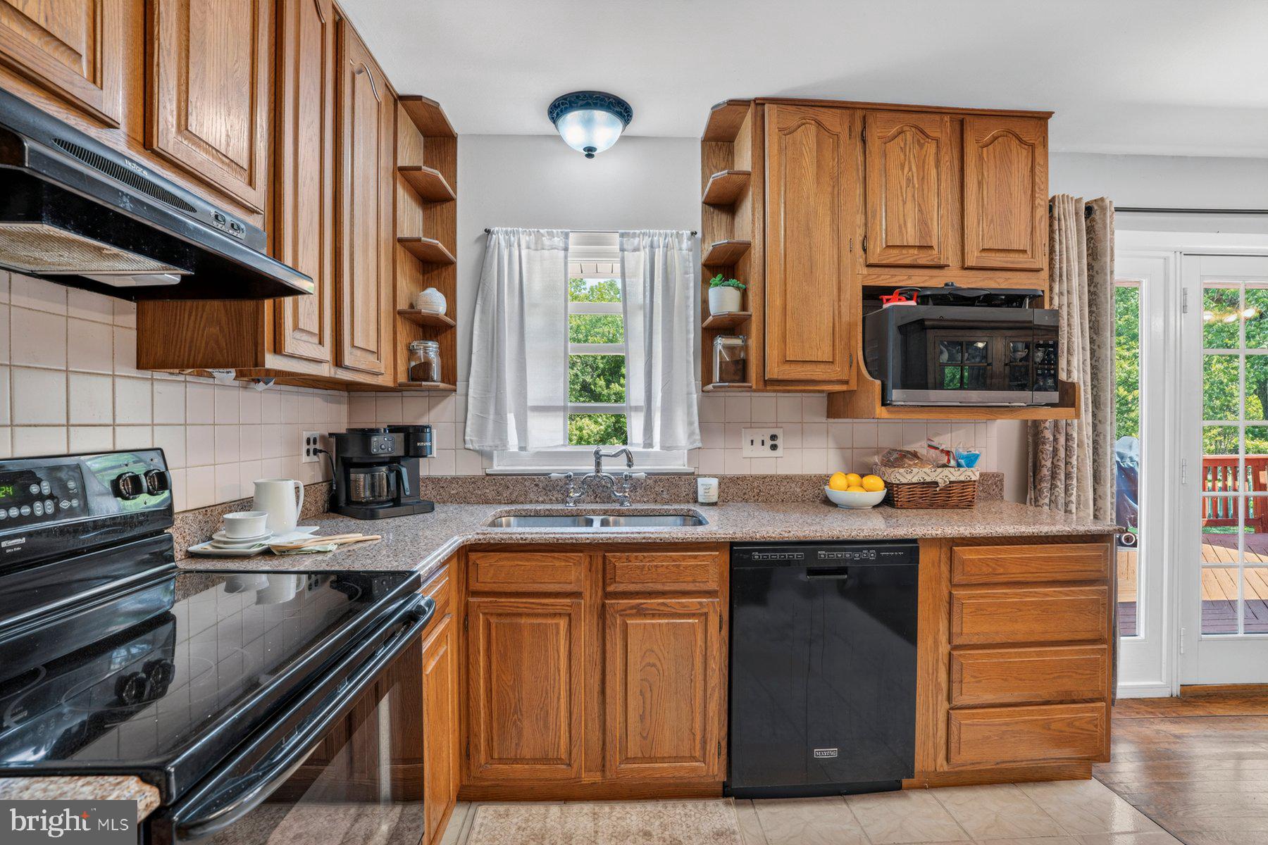 1518 Ridgely Drive Edgewater, MD 21037 - Photo 27 of 56 Kitchen