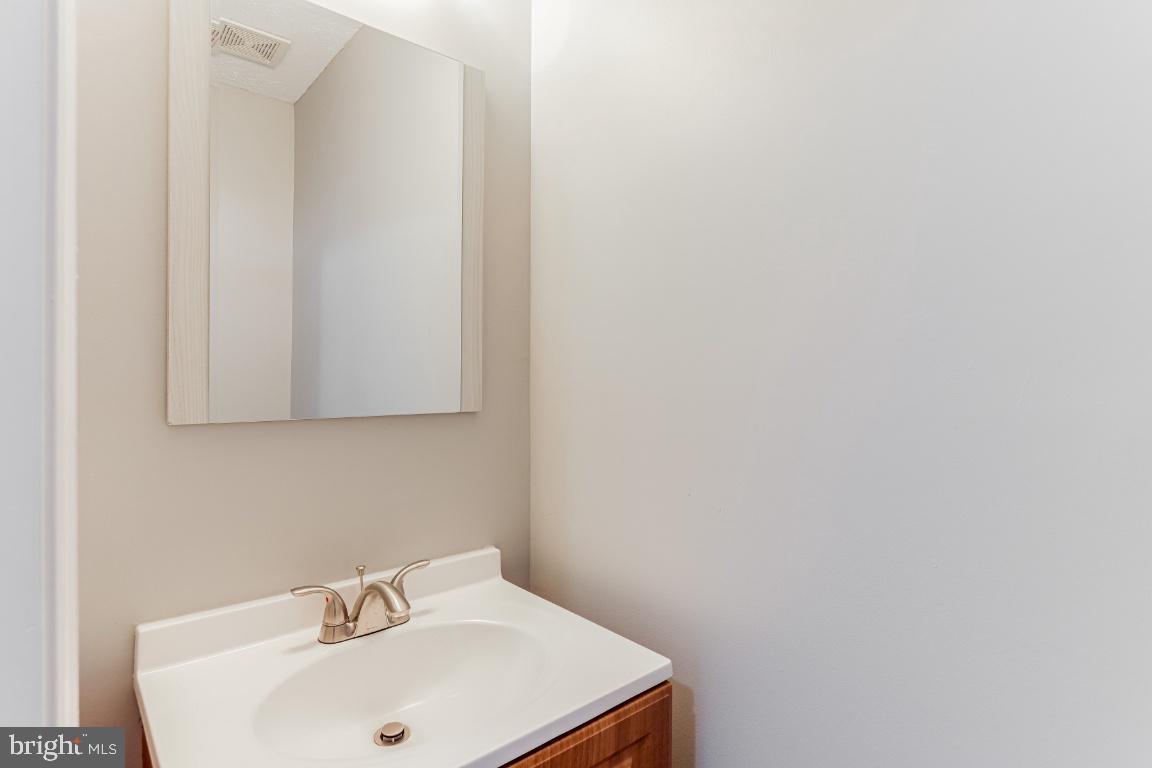 808 Tipton Road Middle River, MD 21220 - Photo 12 of 50