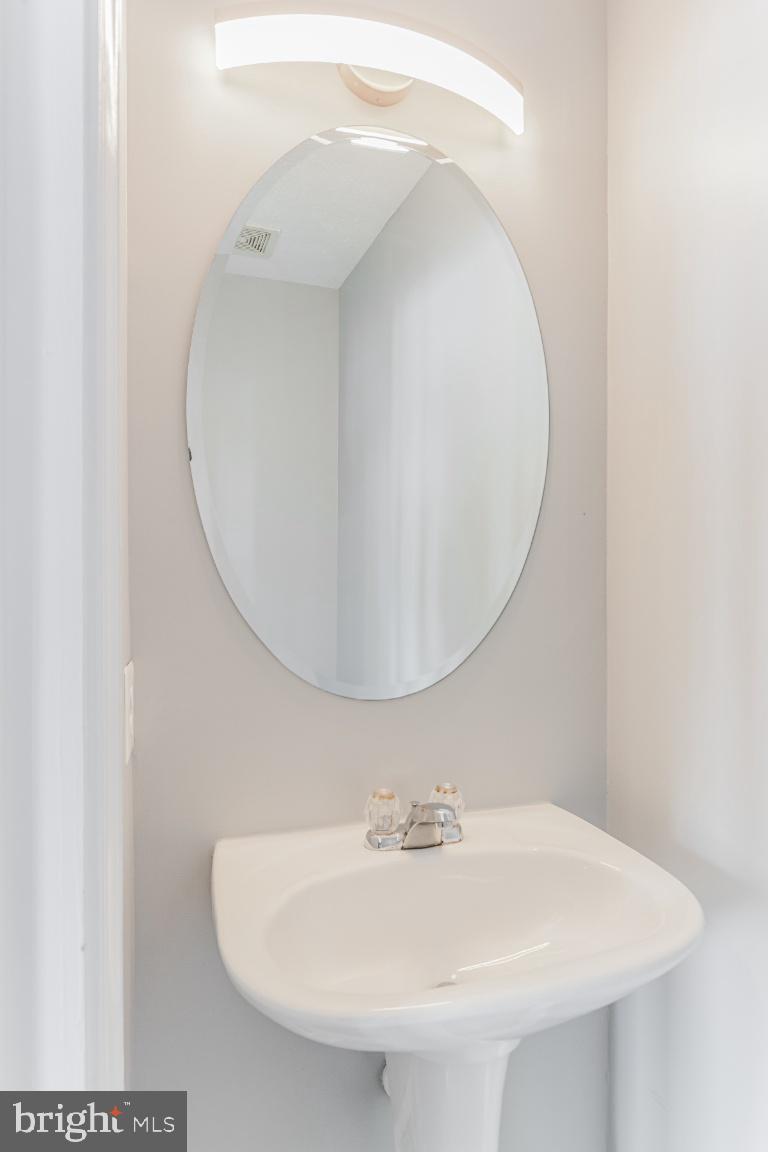 808 Tipton Road Middle River, MD 21220 - Photo 24 of 50
