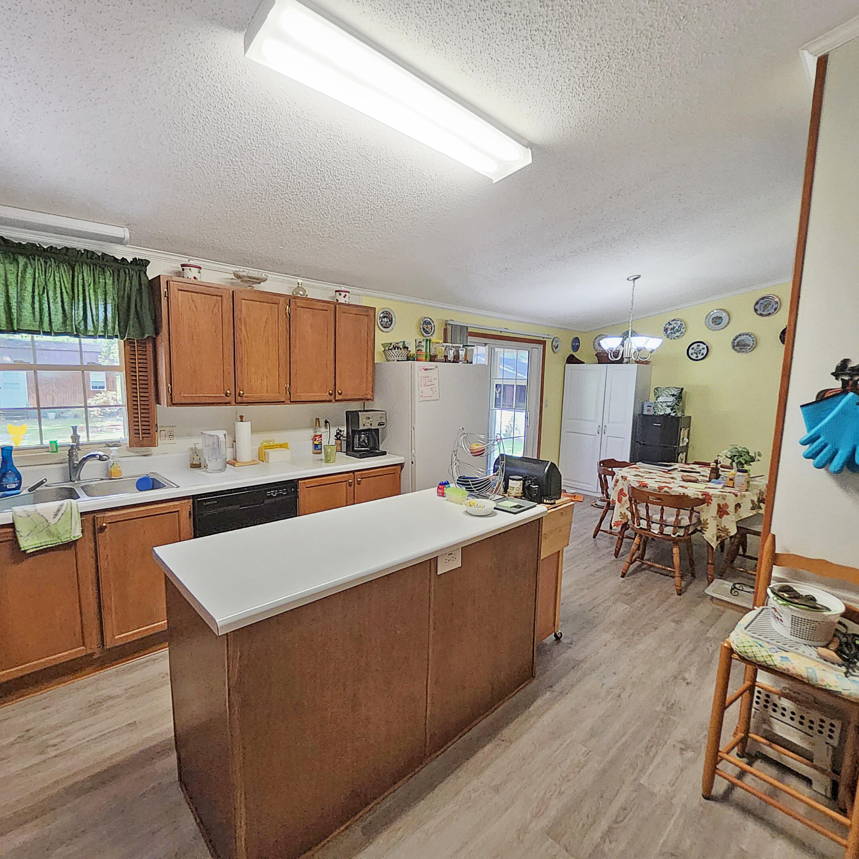 186 Training Road Eutawville, SC 29048 - Photo 15 of 45 20250825_141135