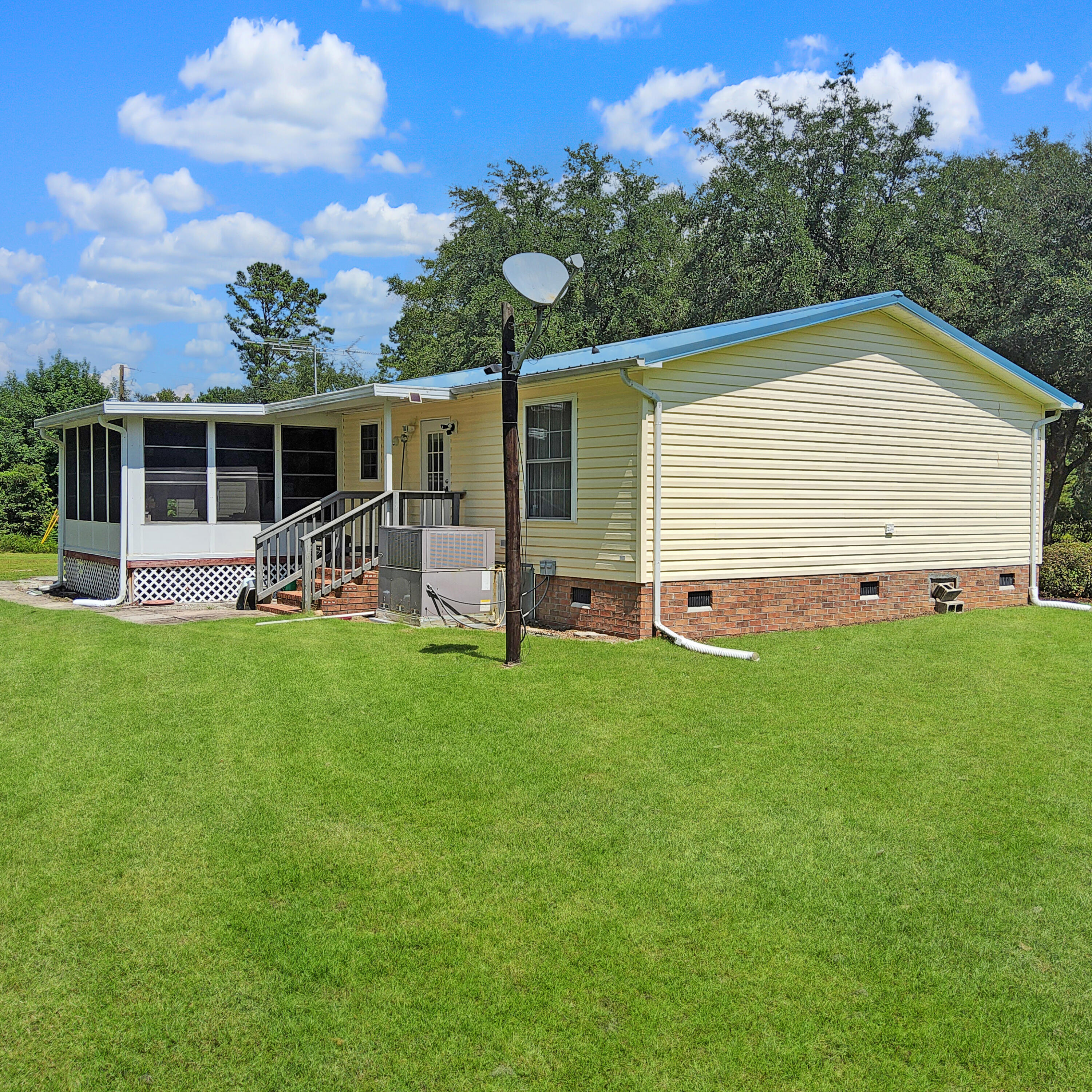 186 Training Road Eutawville, SC 29048 - Photo 28 of 45 20250825_142229