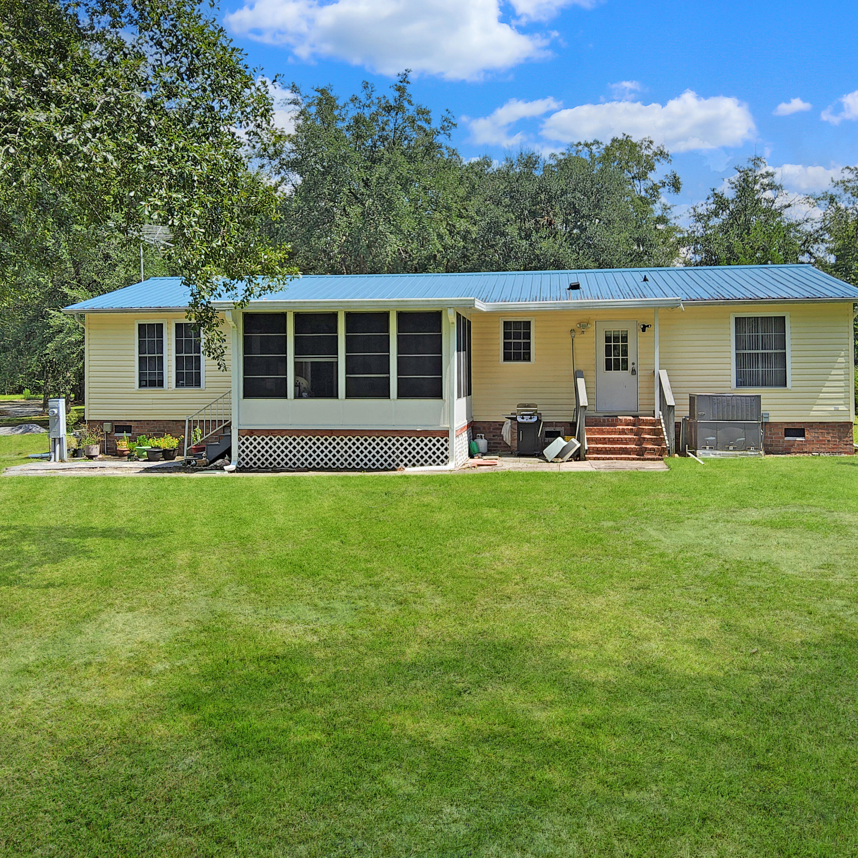 186 Training Road Eutawville, SC 29048 - Photo 29 of 45 20250825_142251