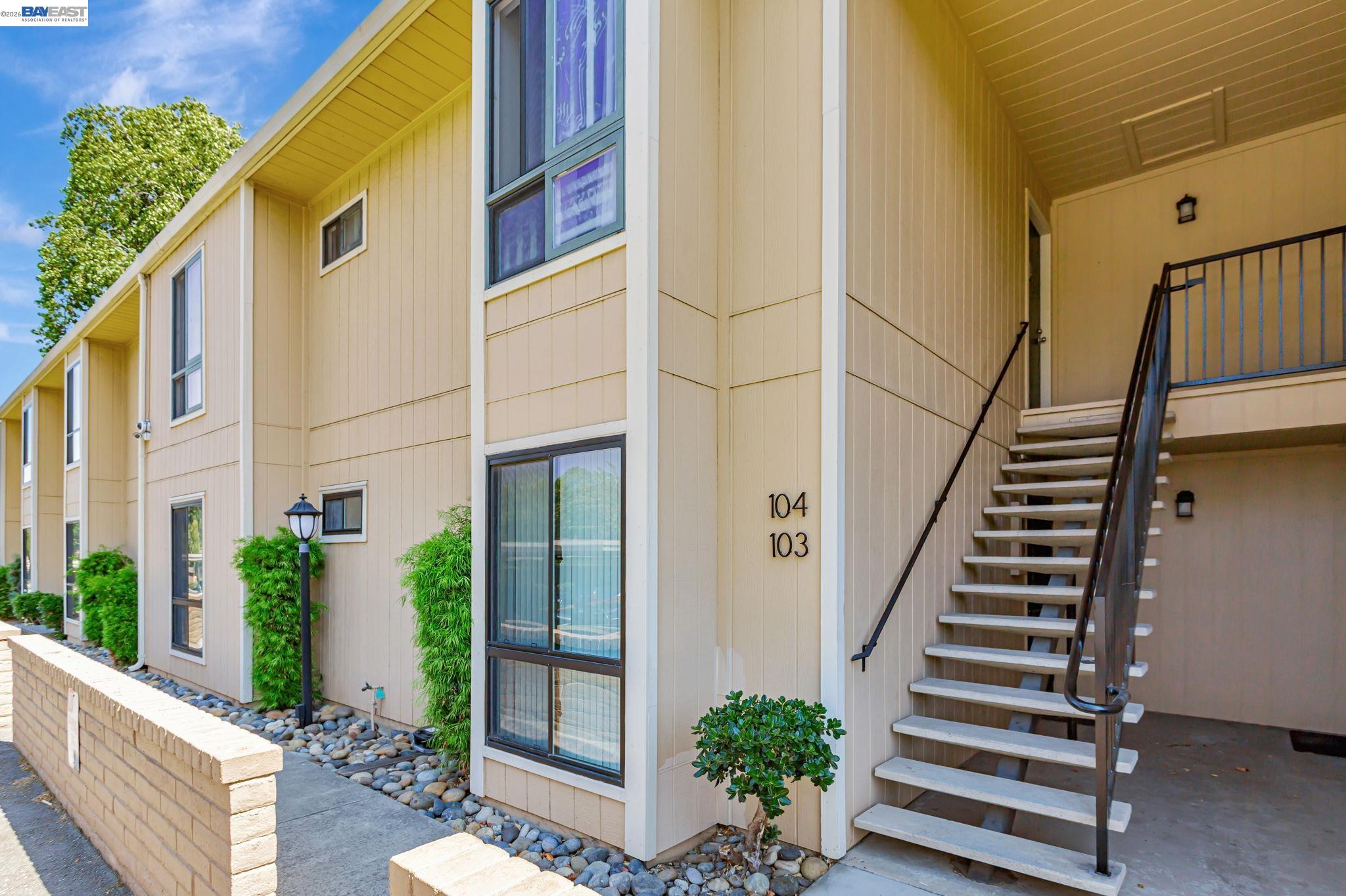 8975 Alcosta Boulevard, Unit 104 San Ramon, CA 94583 - Photo 3 of 42