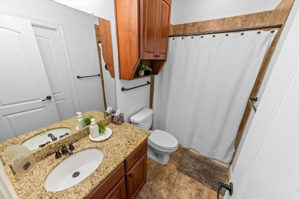 721 Austin Avenue, Unit B Waco, TX 76701 - Photo 17 of 26