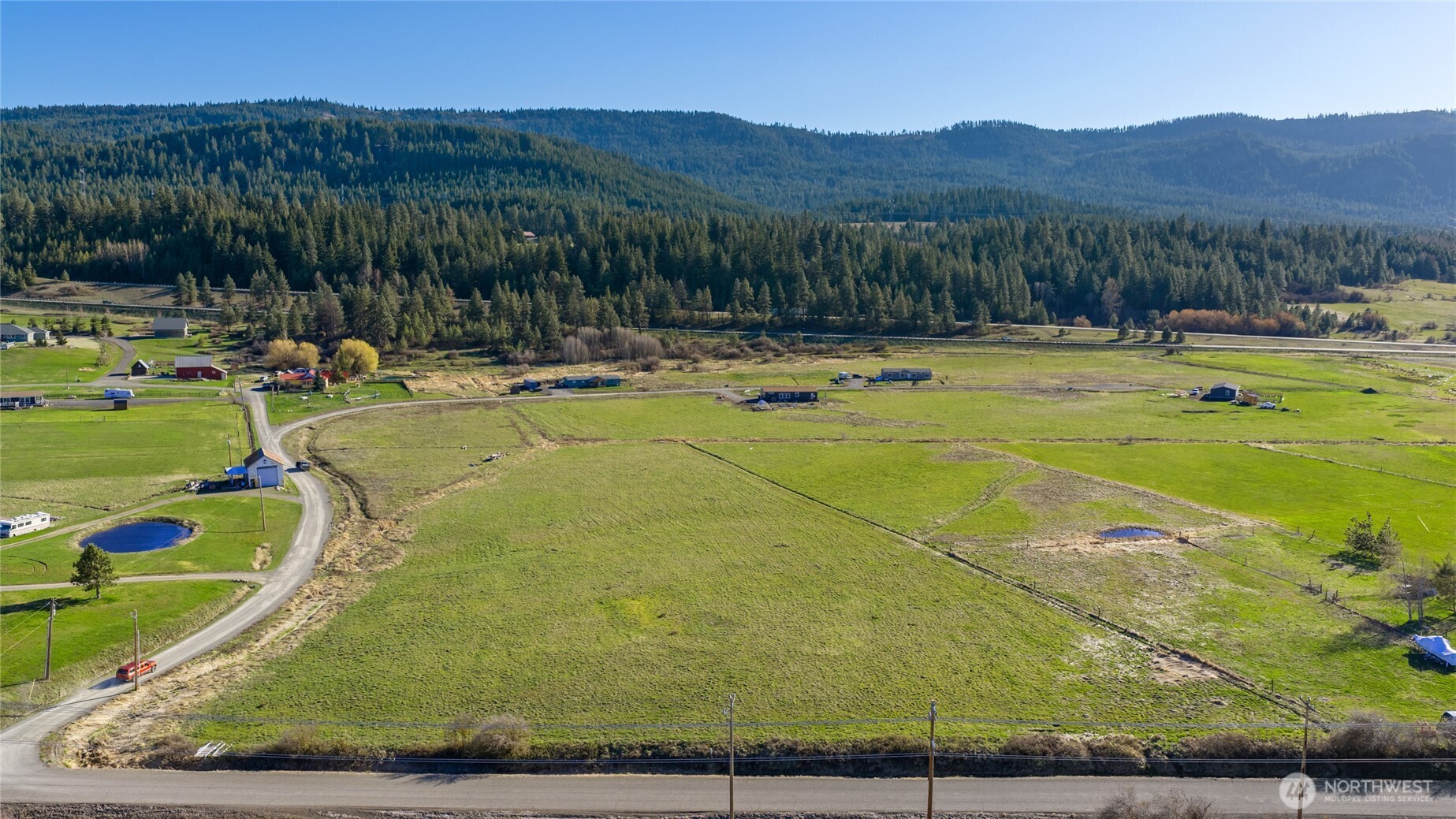 341 Tetons Lane Cle Elum, WA 98922 - Photo 1 of 20 a view of swimming pool