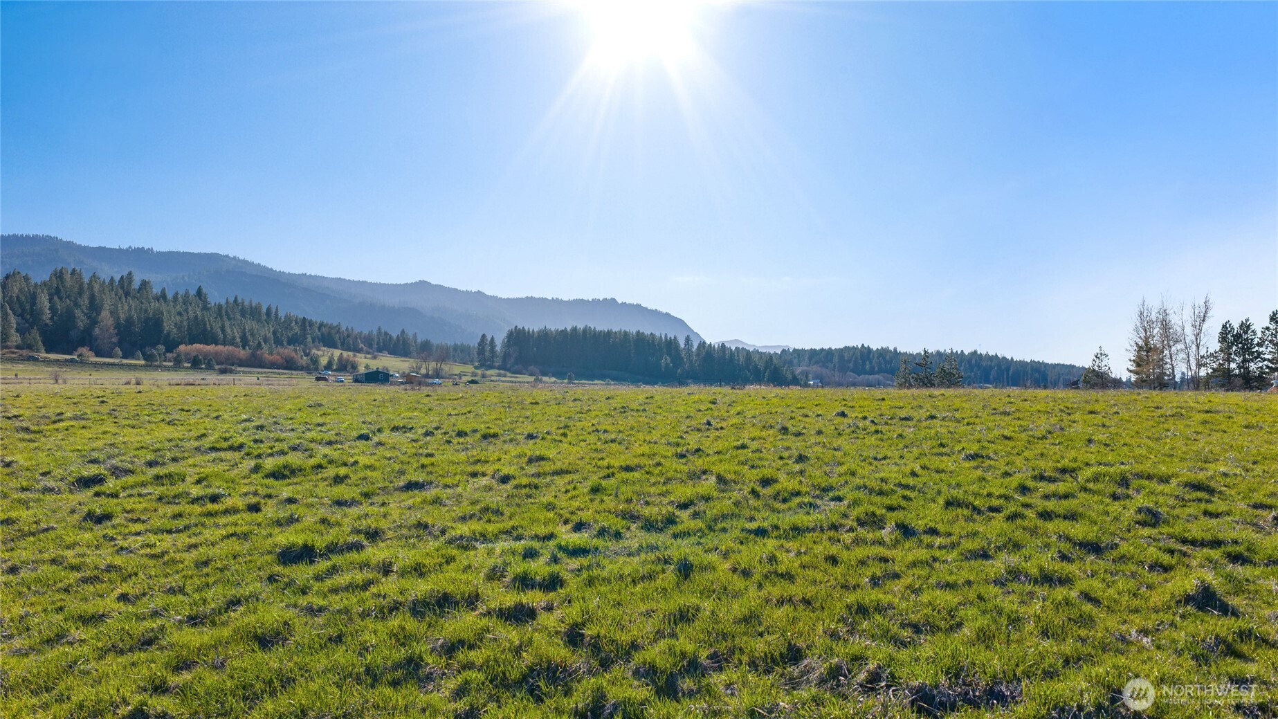 341 Tetons Lane Cle Elum, WA 98922 - Photo 11 of 20 a view of a lake with mountains in the background