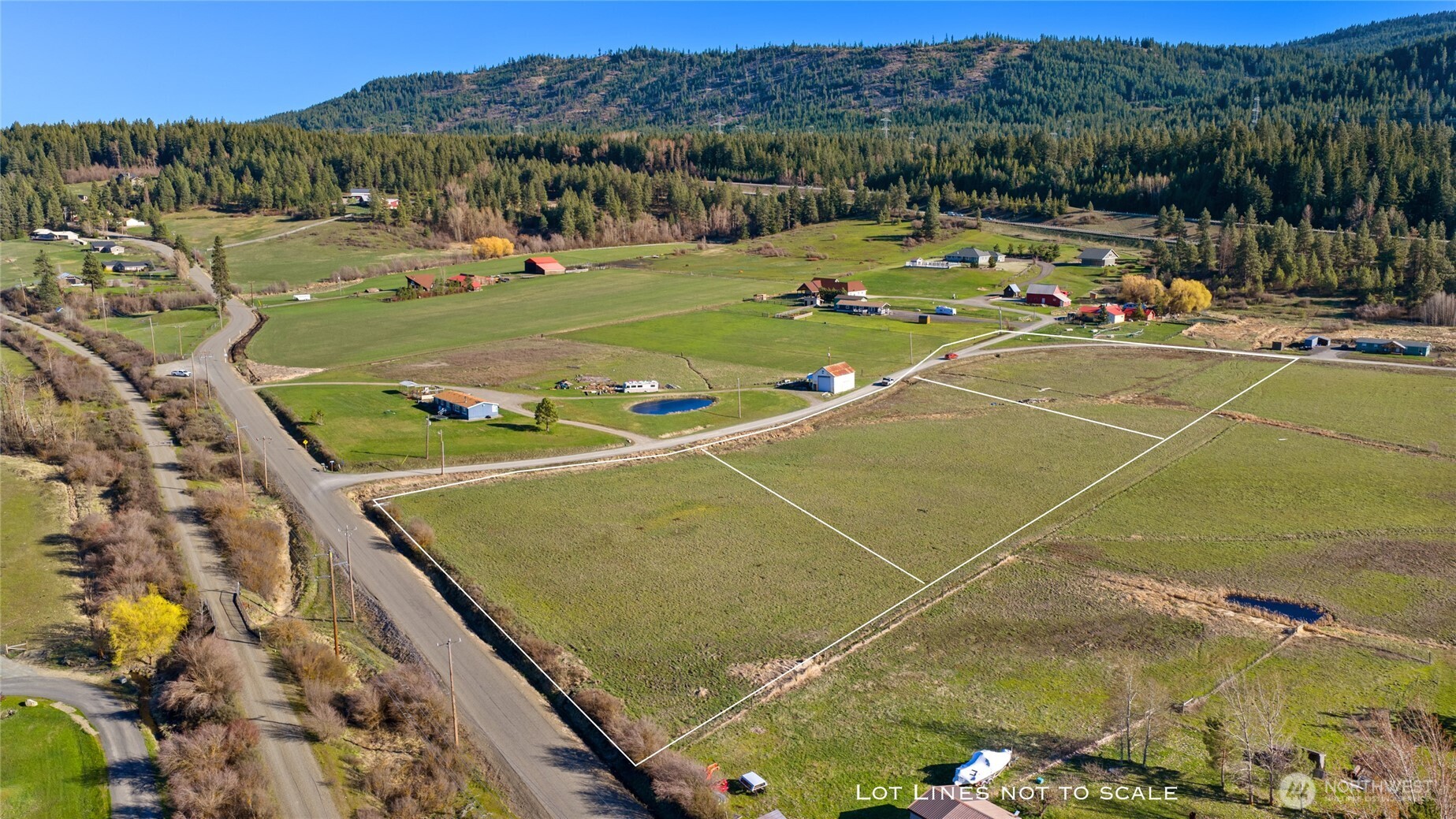341 Tetons Lane Cle Elum, WA 98922 - Photo 4 of 20 a view of a tennis court