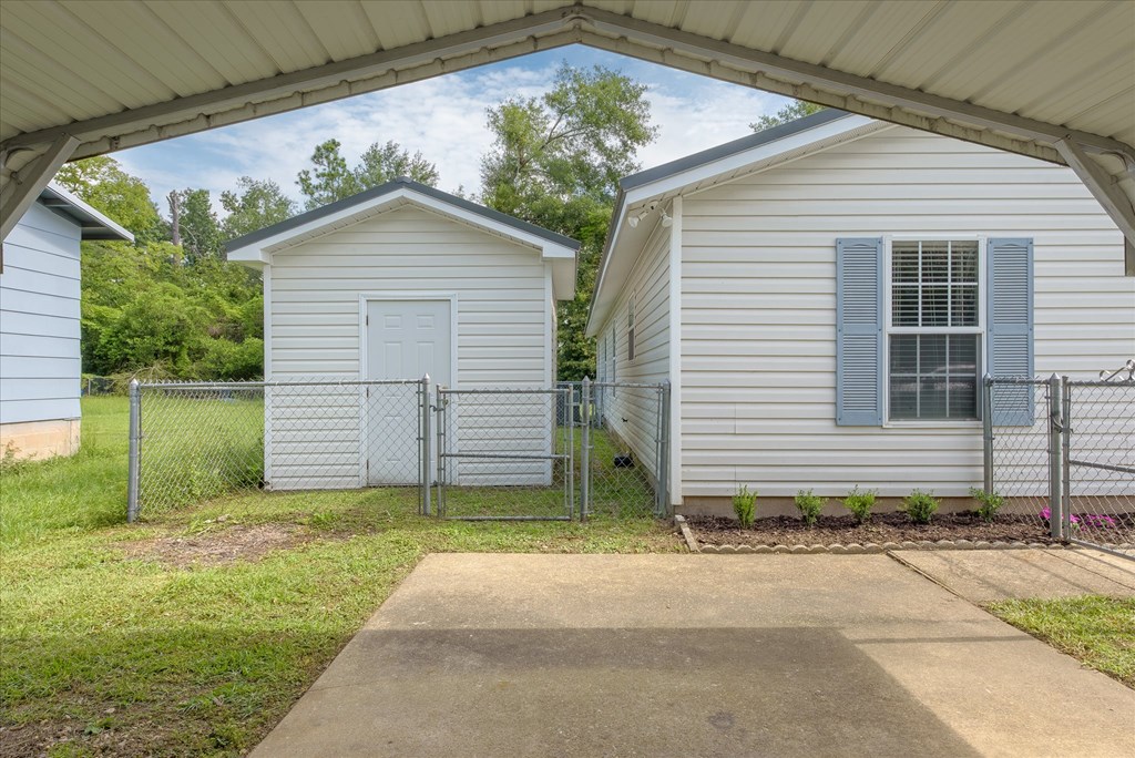 711 Dutch Street Dothan, AL 36301 - Photo 6 of 25