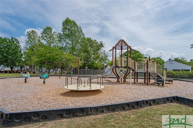 $290,000 | 2237 East 42nd Street, Savannah, GA 31404