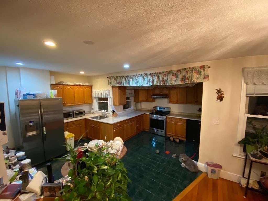 19-21 Spring Street Everett, MA 02149 - Photo 13 of 22 Gallery Image 13