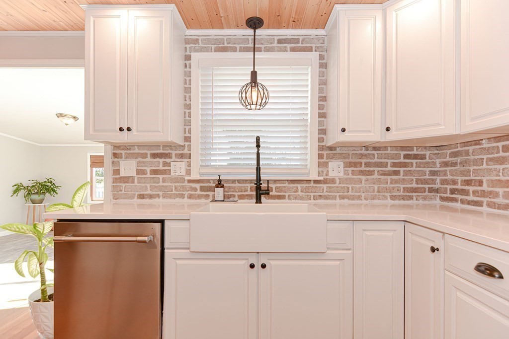 50 Gonsalves Way Stoughton, MA 02072 - Photo 19 of 42 Gallery Image 19