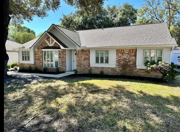 $2,200 | 4310 Cinnabar Drive, Houston, TX 77072