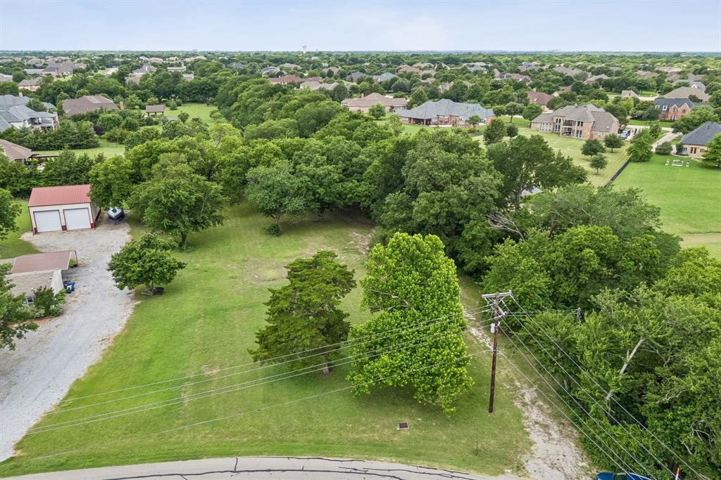 286 West Forest Grove Road Lucas, TX 75002 - Photo 3 of 23 a view of a garden