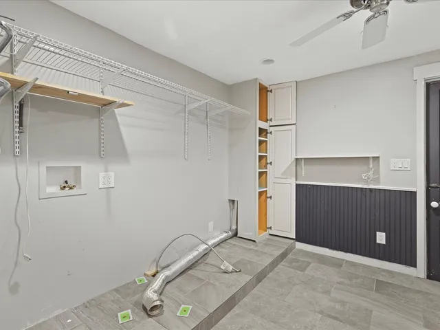 $385,000 | 615 Dean Street, Woodstock, IL 60098