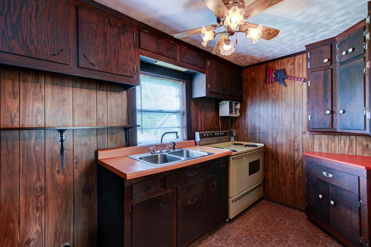 4409 High School Road Knoxville, TN 37912 - Photo 7 of 19 + Perceptions (7)