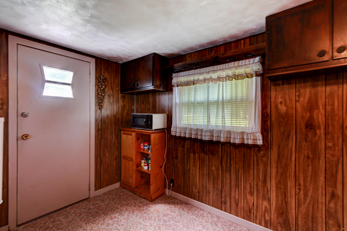 4409 High School Road Knoxville, TN 37912 - Photo 9 of 19 + Perceptions (9)